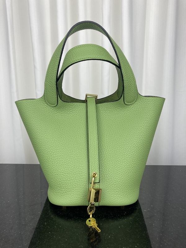 Hermes Handbags 138